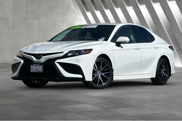 $25000 : Toyota Camry 2023 SE 4dr Sed image 2