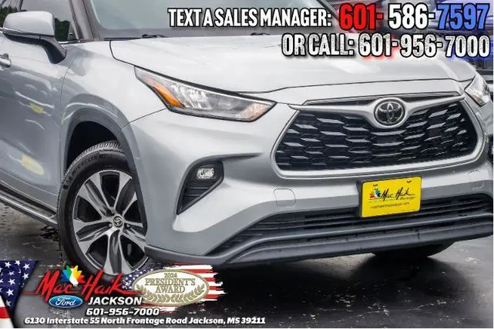 $27795 : Toyota Highlander 2020 XLE 4 image 3