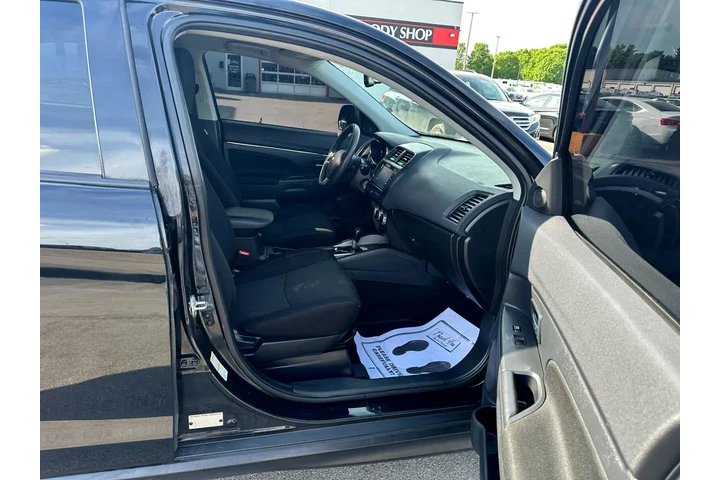 $9980 : 2021 Outlander Sport ES 2.0 C image 9