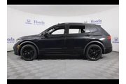 $24875 : Volkswagen Tiguan 2022 AWD S thumbnail