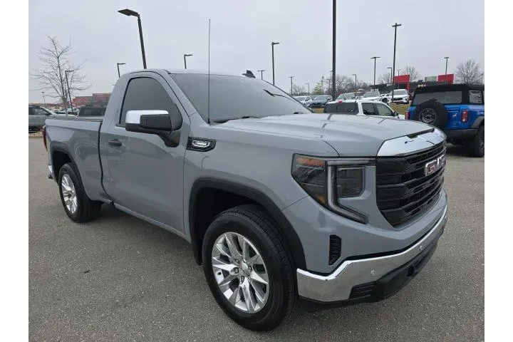 $36500 : GMC Sierra 1500 2024 4x4 Pro image 7