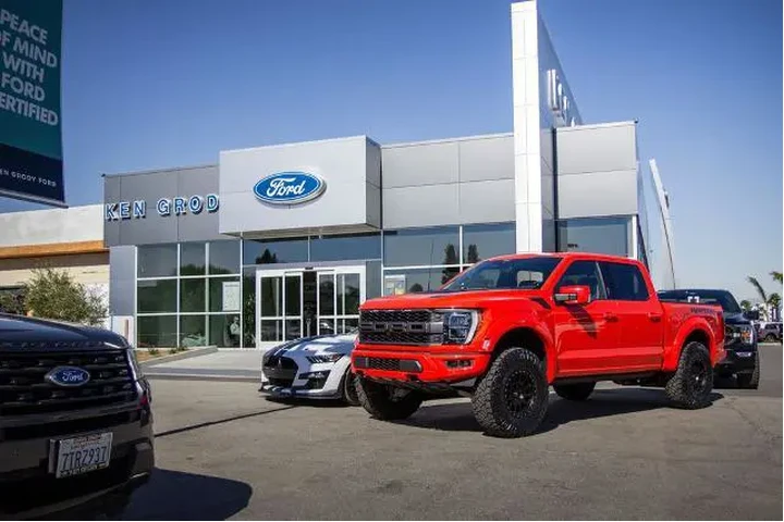$27095 : Ford Bronco Sport 2025 AWD B image 4