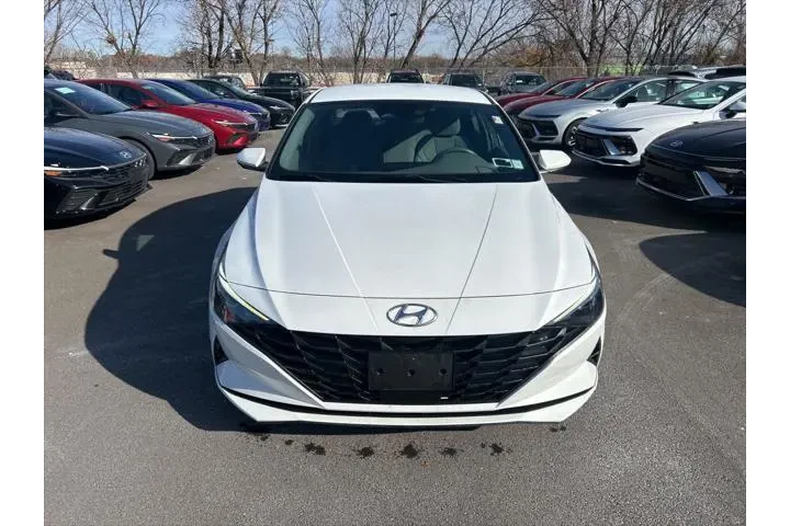 $15900 : Hyundai ELANTRA 2021 SEL 4dr image 9