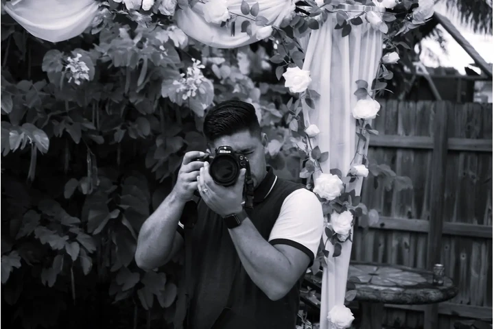 FOTÓGRAFO PROFESIONAL image 1