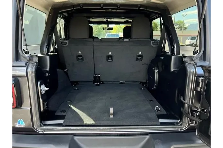 $33491 : Jeep Wrangler Unlimited 2022 image 6