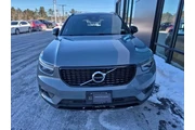 $20000 : Volvo XC40 2020 AWD T5 R-Des thumbnail