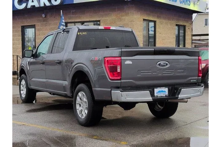 $32851 : Ford F-150 2023 4x4 XLT 4dr image 6