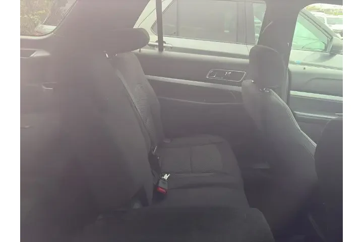 $17500 : Ford Explorer 2017 XLT 4dr S image 4
