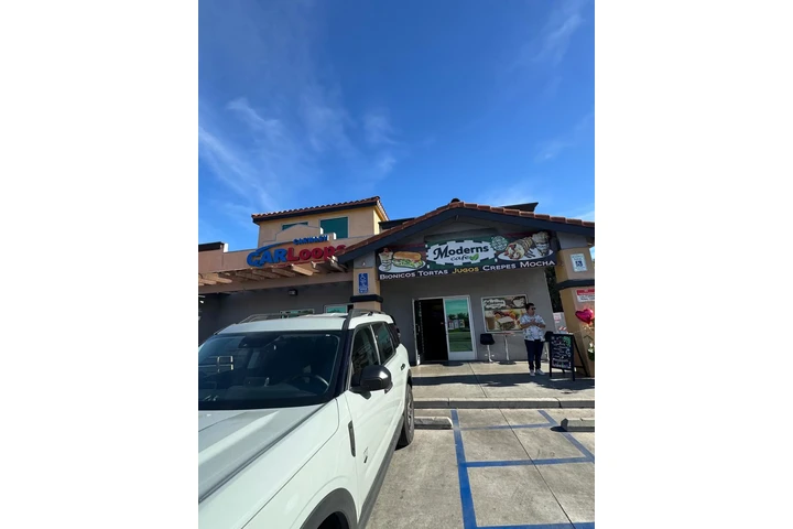 Coffe shop in a Car Wash image 8