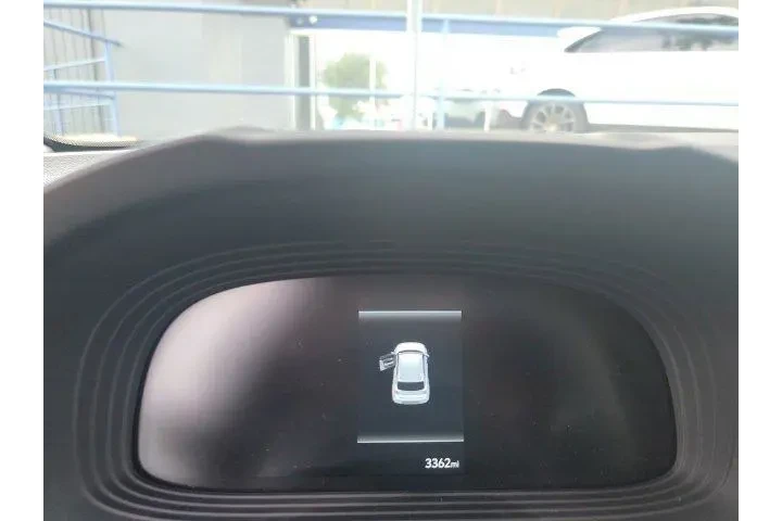 $16998 : Hyundai VENUE 2023 SEL 4dr C image 6