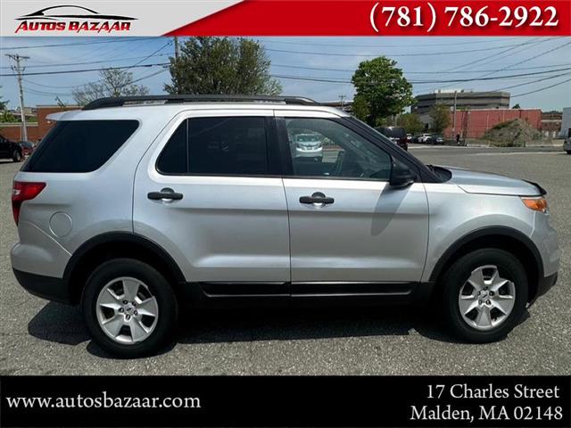 $8900 : Used 2013 Explorer 4WD 4dr Ba image 6