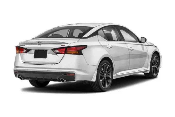 $22739 : Nissan Altima 2024 2.5 SR 4d image 3