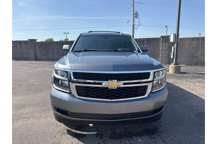 $27982 : Chevrolet Tahoe 2019 4x4 LT image 2