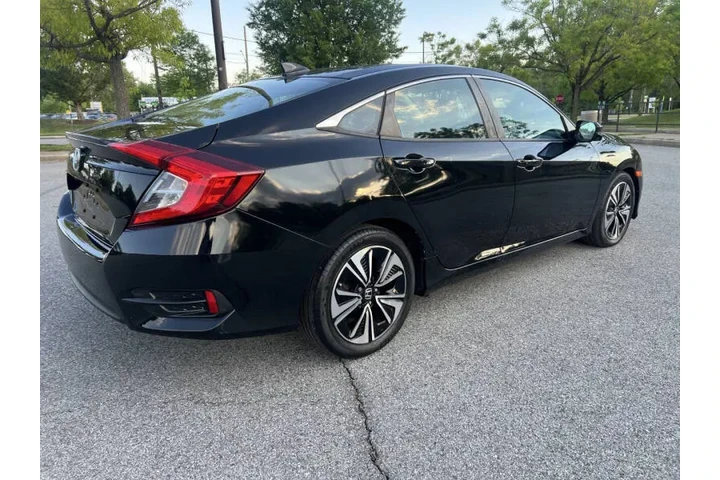 $11900 : 2016 Civic EX-T image 6