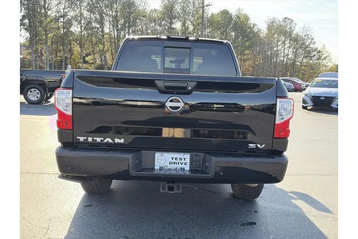 $36808 : Nissan Titan 2024 4x2 SV 4dr image 4