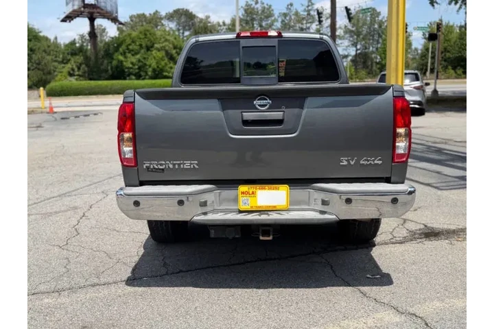 2016 Frontier SV image 6