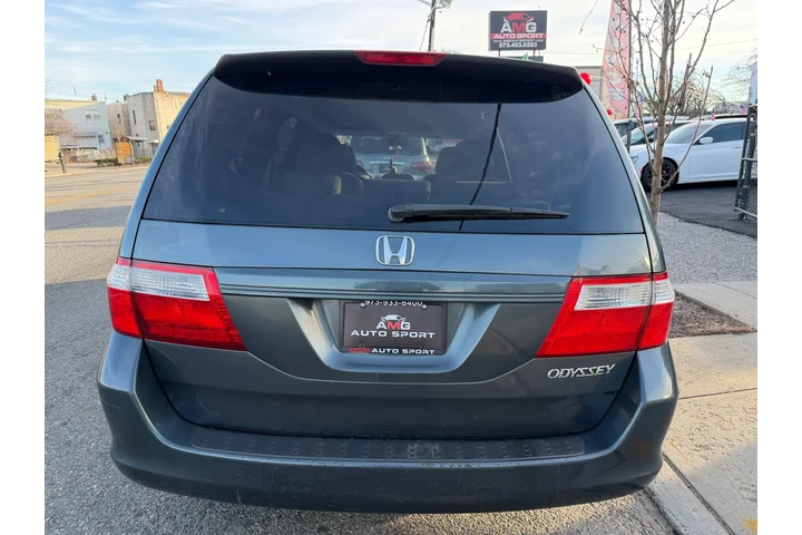 $3580 : 2005 Odyssey LX AT image 5