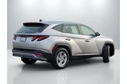 $31065 : Hyundai TUCSON 2025 SE 4dr S thumbnail