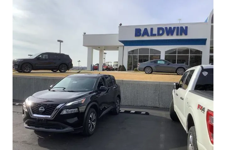 $23950 : Nissan Rogue 2023 AWD SV 4dr image 3