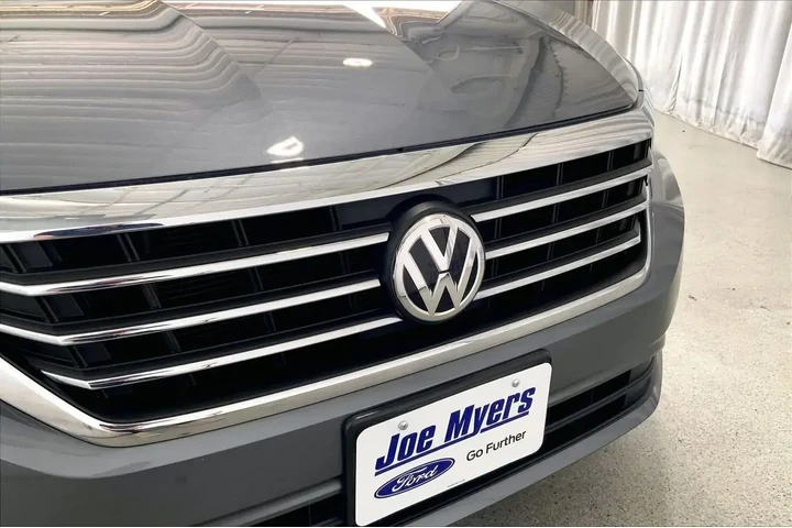 $18491 : Volkswagen Passat 2022 SE 4d image 7