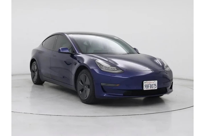 $27998 : Tesla Model 3 2022 AWD Long image 1