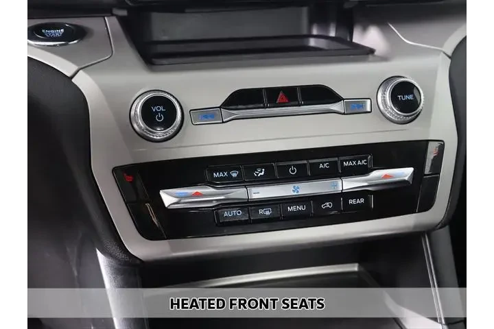 $28893 : Ford Explorer 2023 AWD XLT 4 image 4