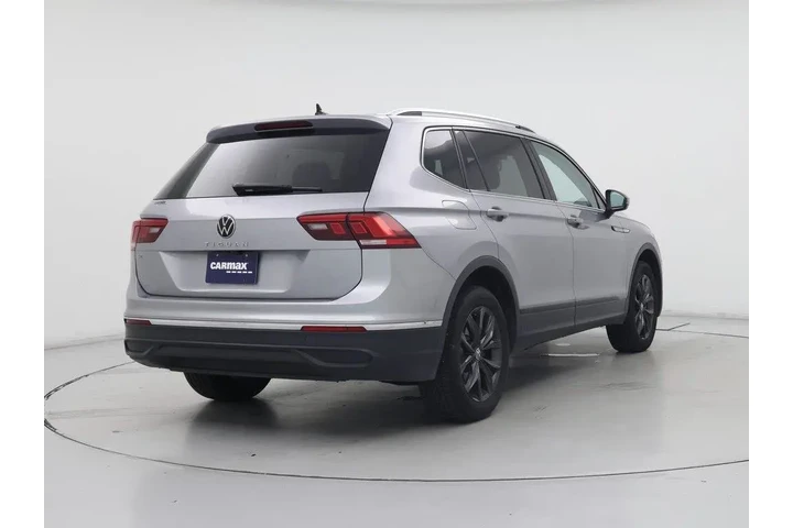 $22998 : Volkswagen Tiguan 2024 SE 4d image 8