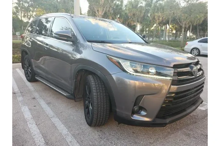 $21990 : Toyota Highlander 2019 AWD S image 3