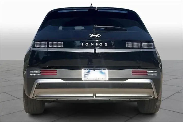 $33487 : Hyundai IONIQ 5 2025 SEL 4dr image 4