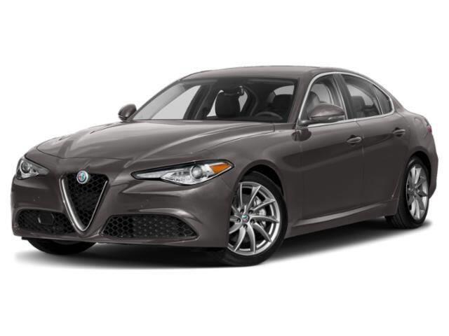 2018 Alfa Romeo Giulia Ti Lus image 2