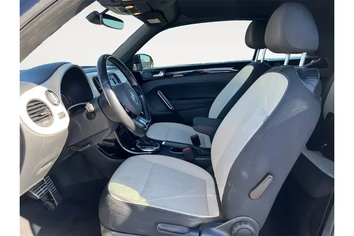 $22500 : Volkswagen Beetle Convertibl image 3