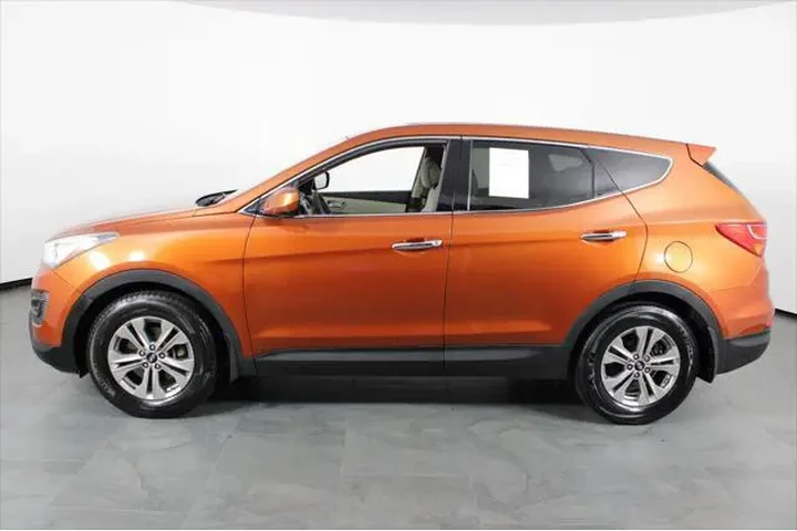 $9513 : Hyundai SANTA FE Sport 2015 image 10
