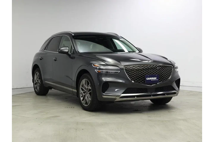 $35998 : Genesis GV70 2023 AWD 2.5T S image 1