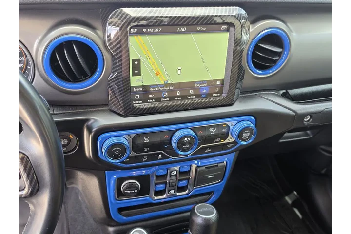 $32900 : Jeep Gladiator 2022 4x4 Will image 9