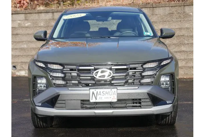 $25986 : Hyundai TUCSON 2025 AWD SE 4 image 2