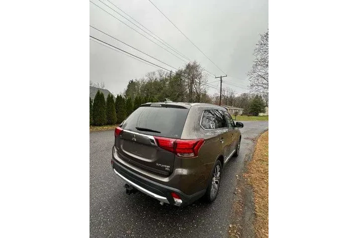 $9495 : Mitsubishi Outlander 2017 AW image 6