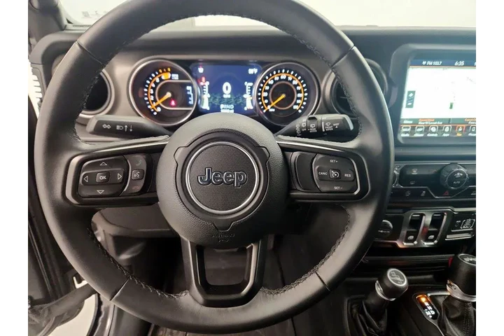 $30998 : Jeep Wrangler 2022 4x4 Willy image 10