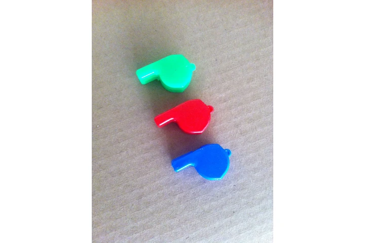 $1 : TROMPETAS, CORNETAS VUVUVUZELA image 5