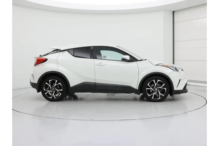 $15998 : Toyota C-HR 2018 XLE 4dr Cro image 7