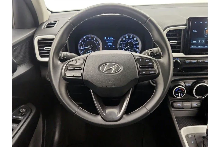 $18998 : Hyundai VENUE 2022 Limited 4 image 10