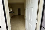 $2600 : 637 E 111th Pl. LA. CA thumbnail