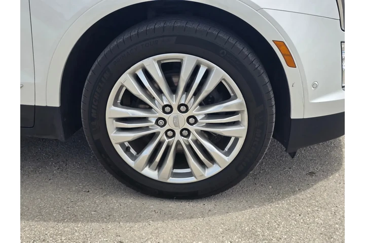 $26998 : 2021 XT5 FWD Premium Luxury image 10