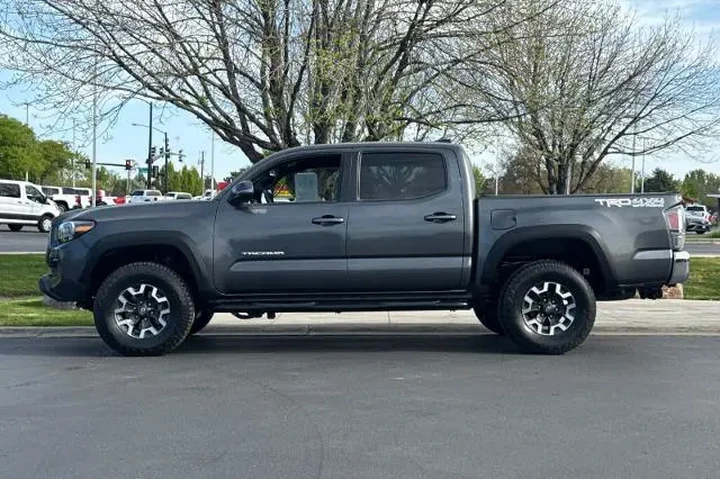 $37995 : Toyota Tacoma 2023 4x4 TRD P image 5
