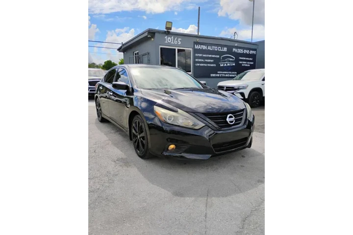 $7350 : 2018 Altima 2.5 SR image 4