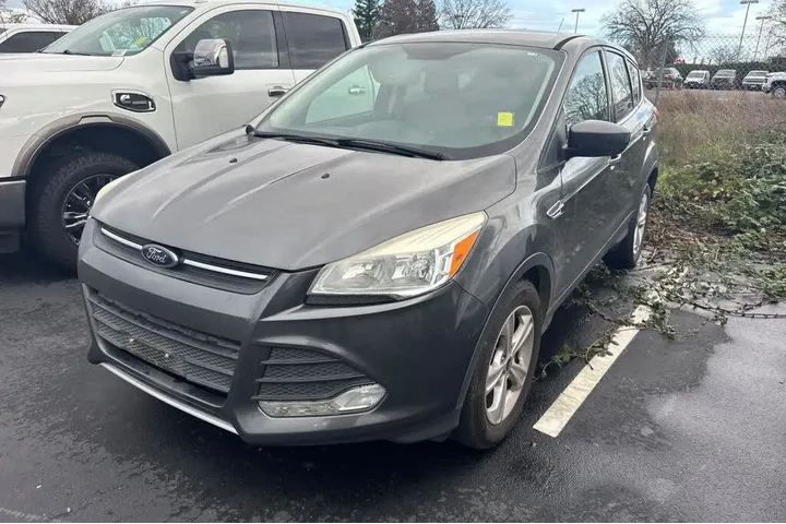$8998 : Ford Escape 2015 SE 4dr SUV image 1