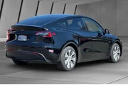 $32900 : Tesla Model Y 2024 AWD Long thumbnail