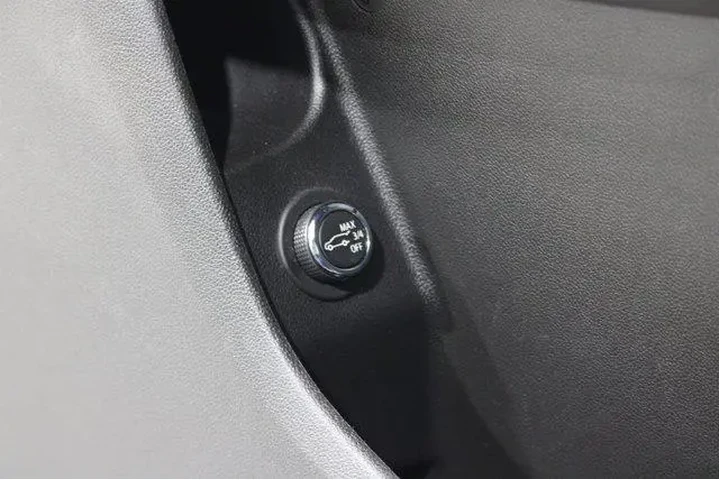 $23982 : Cadillac XT4 2021 Premium Lu image 10