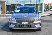 $34000 : Genesis Electrified GV70 202 thumbnail
