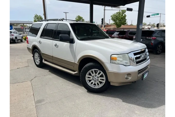 2014 Expedition XLT 4WD image 3