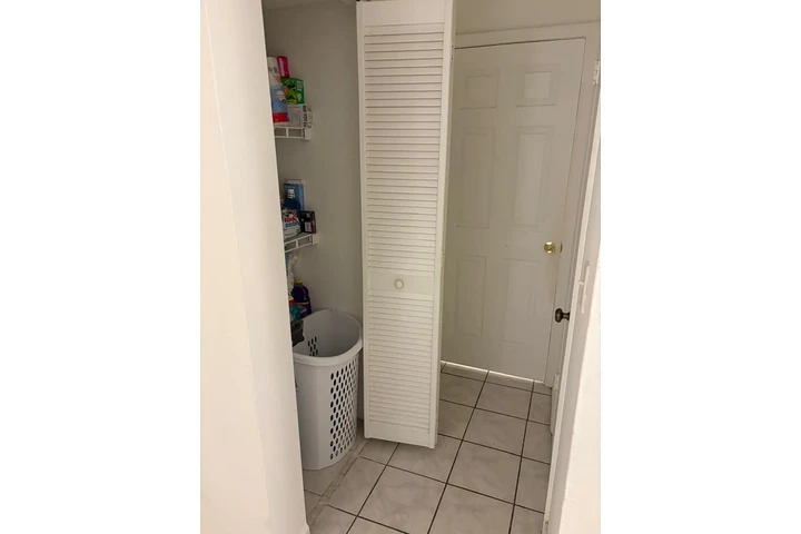 $1900 : SE RENTA APARTAMENTO 1/1 image 9